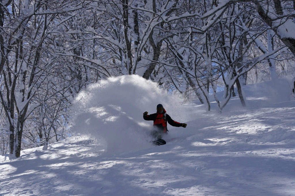 Snow CAT Japan